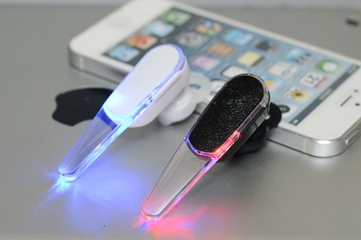 Q301立體聲CSR4.0藍(lán)牙耳機(jī) 性能、價(jià)格與供應(yīng)商解析